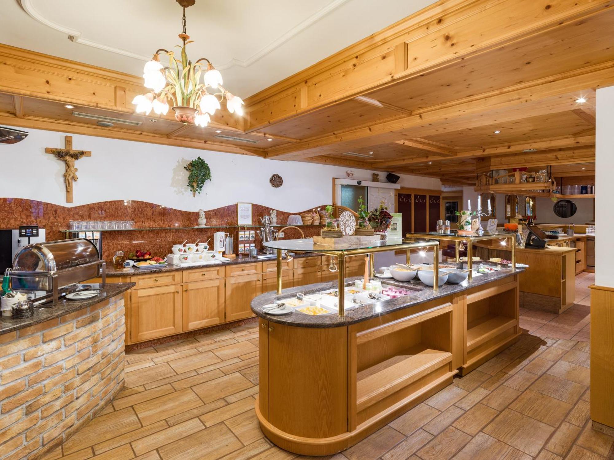 Hotel Alpenpanorama Зёлль Экстерьер фото